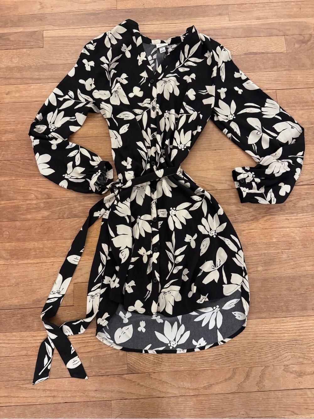 A New Day Women's Black White Floral Mini Shirt Dress - Size S
 b9